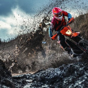 CBA半程观察，联赛格局高大上初显 裁判争议成绊脚石