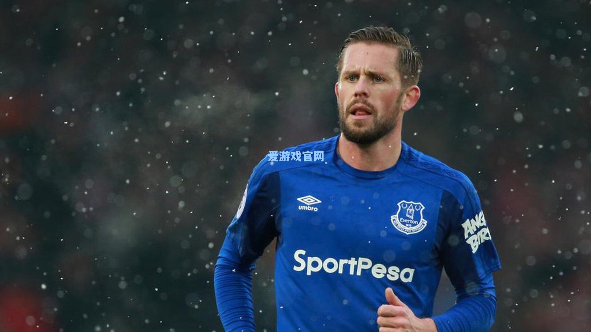 英超难兄难弟同步陷泥潭，换帅如换刀？蓝军红魔首秀仅取1分